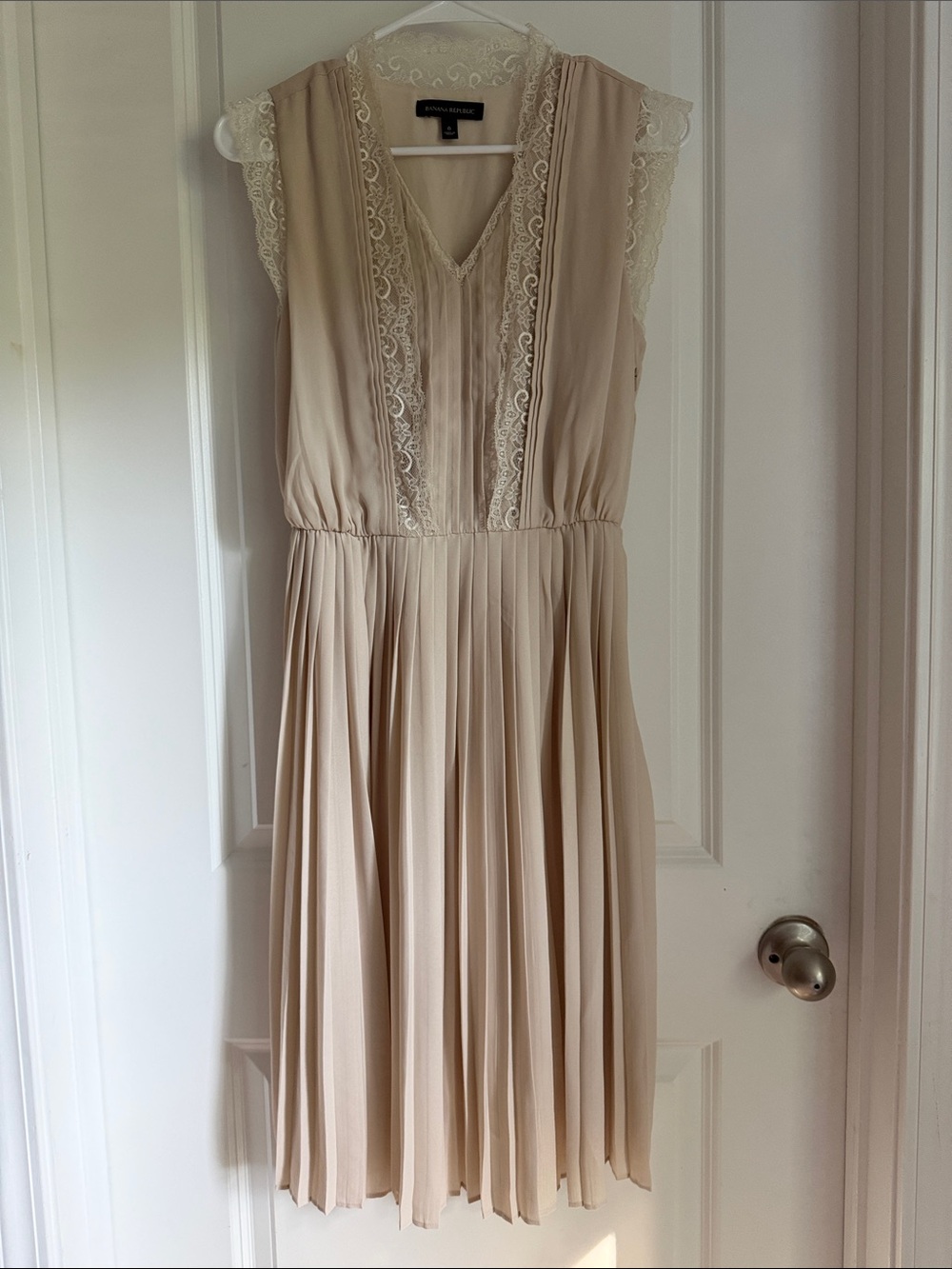 Banana Republic Lace-Trim Pleated Midi Dress in Beige